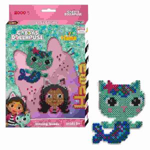 Bügelperlen Kreativset  GABBYS Dollhouse, Inhalt: 2000 Bügelperlen, 1xquadratische Stiftplatte,, 1xMotivvorlage, 1xAnleitung, 1xBügelpapier,, in Geschenkbox, ab 5 Jahren