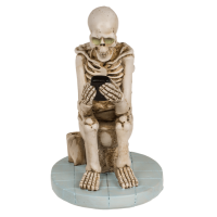Skelett auf Toilette,  ca. 13 x 10 cm,
