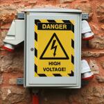 Durable Info-Rahmen A4 ge/sw 5St DURAFRAME® SECURITY magn.