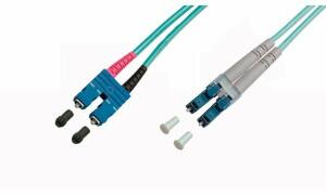 Telegärtner LWL Patchkabel, LC-Dupl ex - SC-Duplex, OM3, 3 m (11192278)