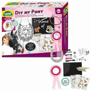 Bastelbox Pferdeträume  Bastelbox für kleine Pferdefreunde,, enthält: Bastelmaterial für einen Hufeisen-Traumfänger,, eine Siegerschleife, ein Armband,, Namensschild für die Pferdebox., ausführlich bebilderte Anleitung,, ab 6 Jahren
